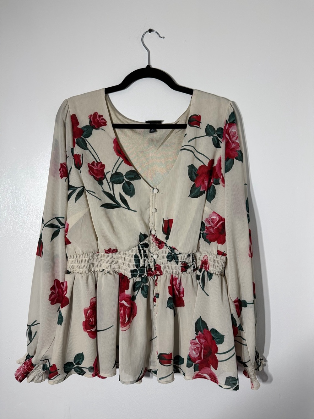 Torrid Size 2 Ivory Rose Floral Smocked Waist Blouse